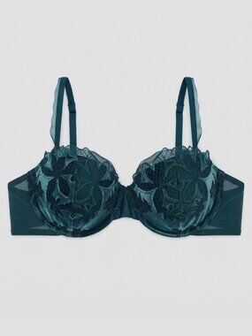 New! Victoria’s Secret Velvet Green Floral Lace Lined Bra 38DDD 50110